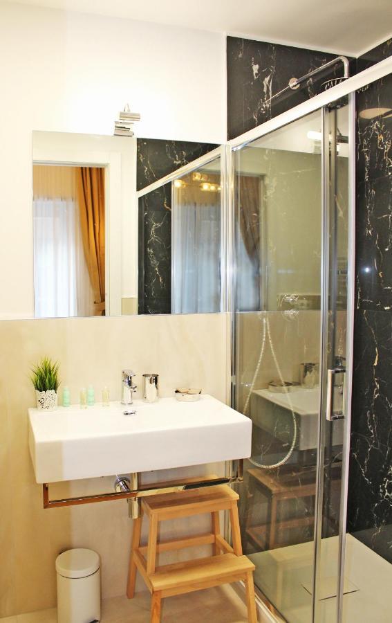 Hrt Milano Hotel Eksteriør billede